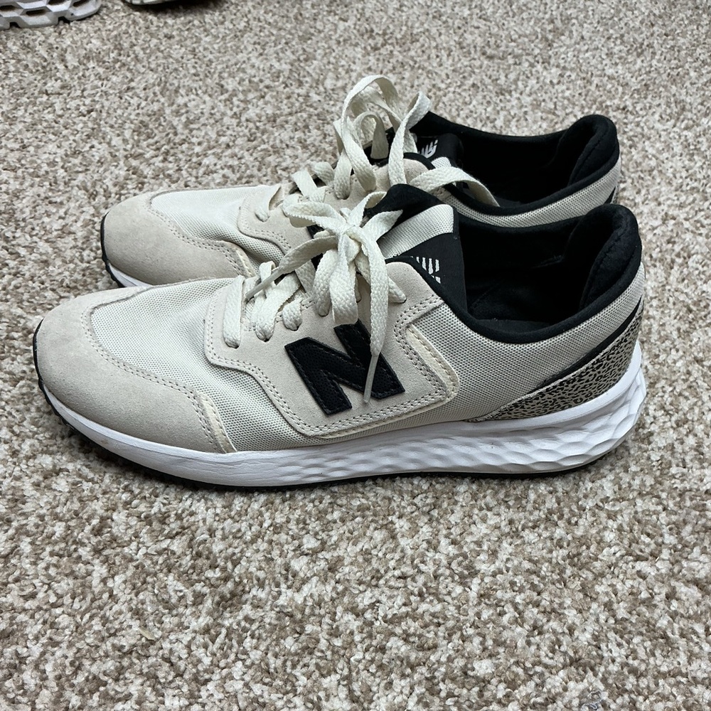 New Balance Cream and Black Athletic Sneakers